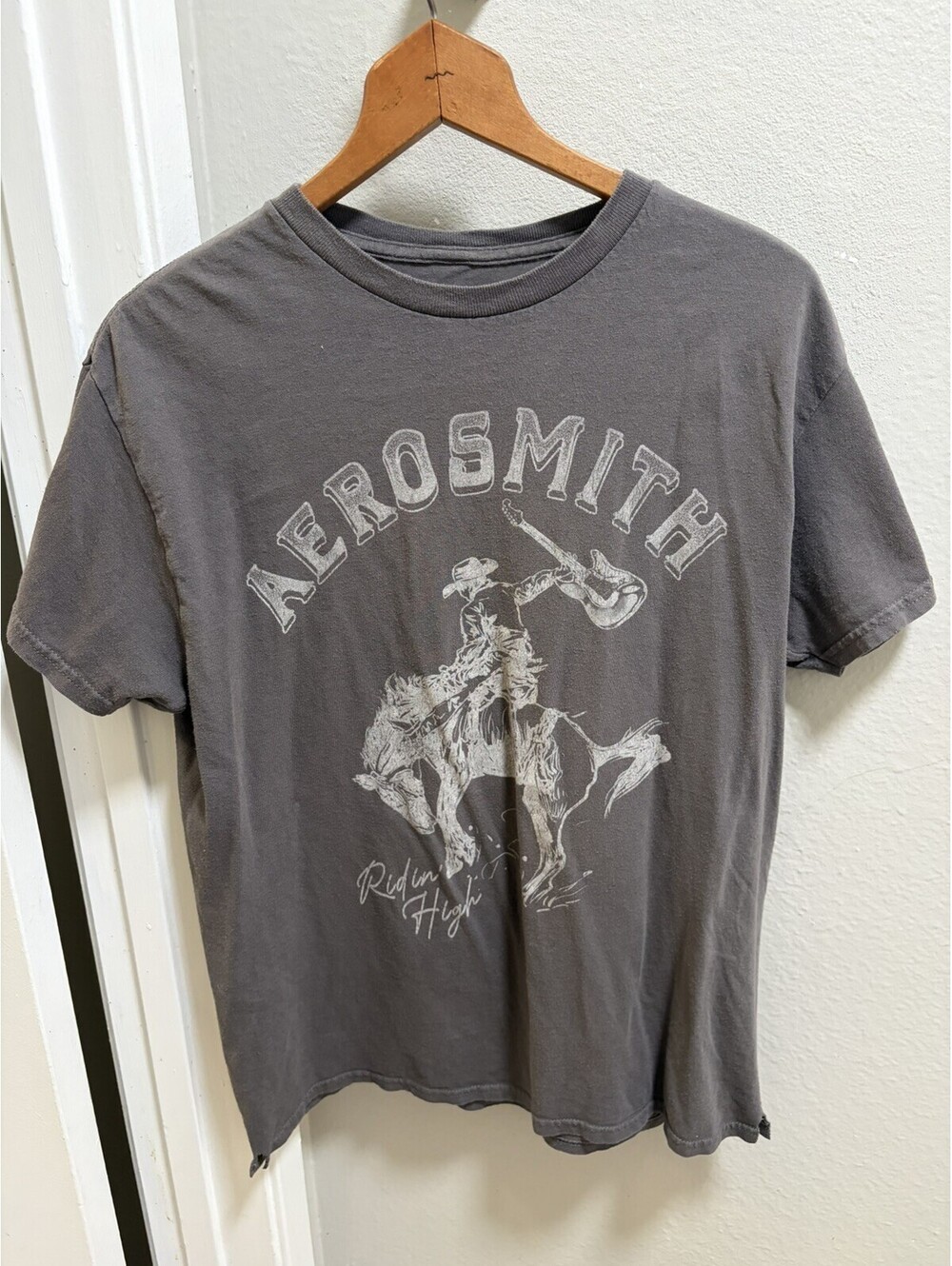 Riding High Aerosmith Black T-Shirt Men’s Sz M Faded Graphic